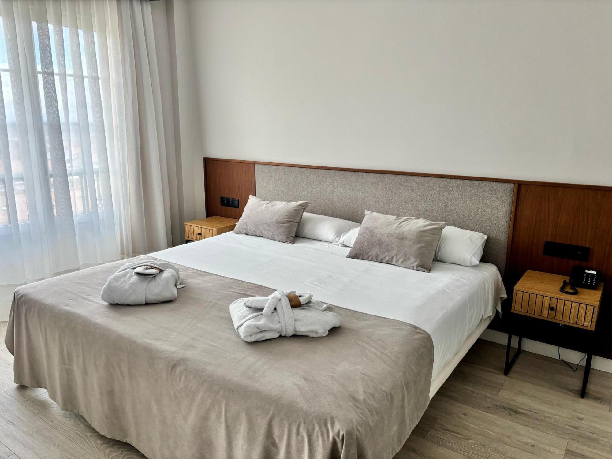Arva Santiago Leon Hotel Kültér fotó